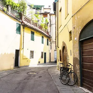 Cozybricks In - In Historical Center - Air Cond & Wifi - Apartment Lucca